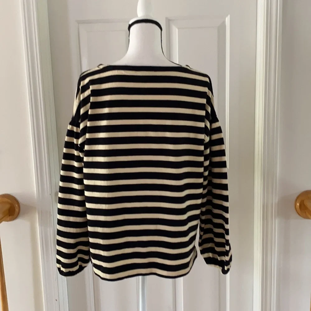 04:08 - JCrew Mariner Cloth Puff-sleeve Top